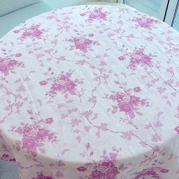 LoveShackFancy Home Rectangular Garden of Versailles Linen Tablecloth Pink - Picture 7 of 9